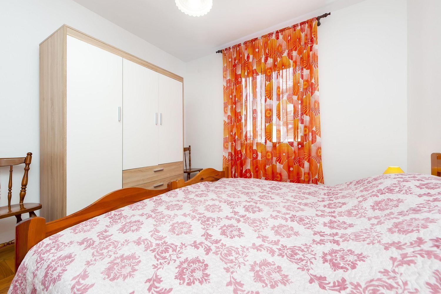 Helles Nur 800 Meter Zum Mit Meerblick, 2 Balkonen, Privatparkplatz Apartman *