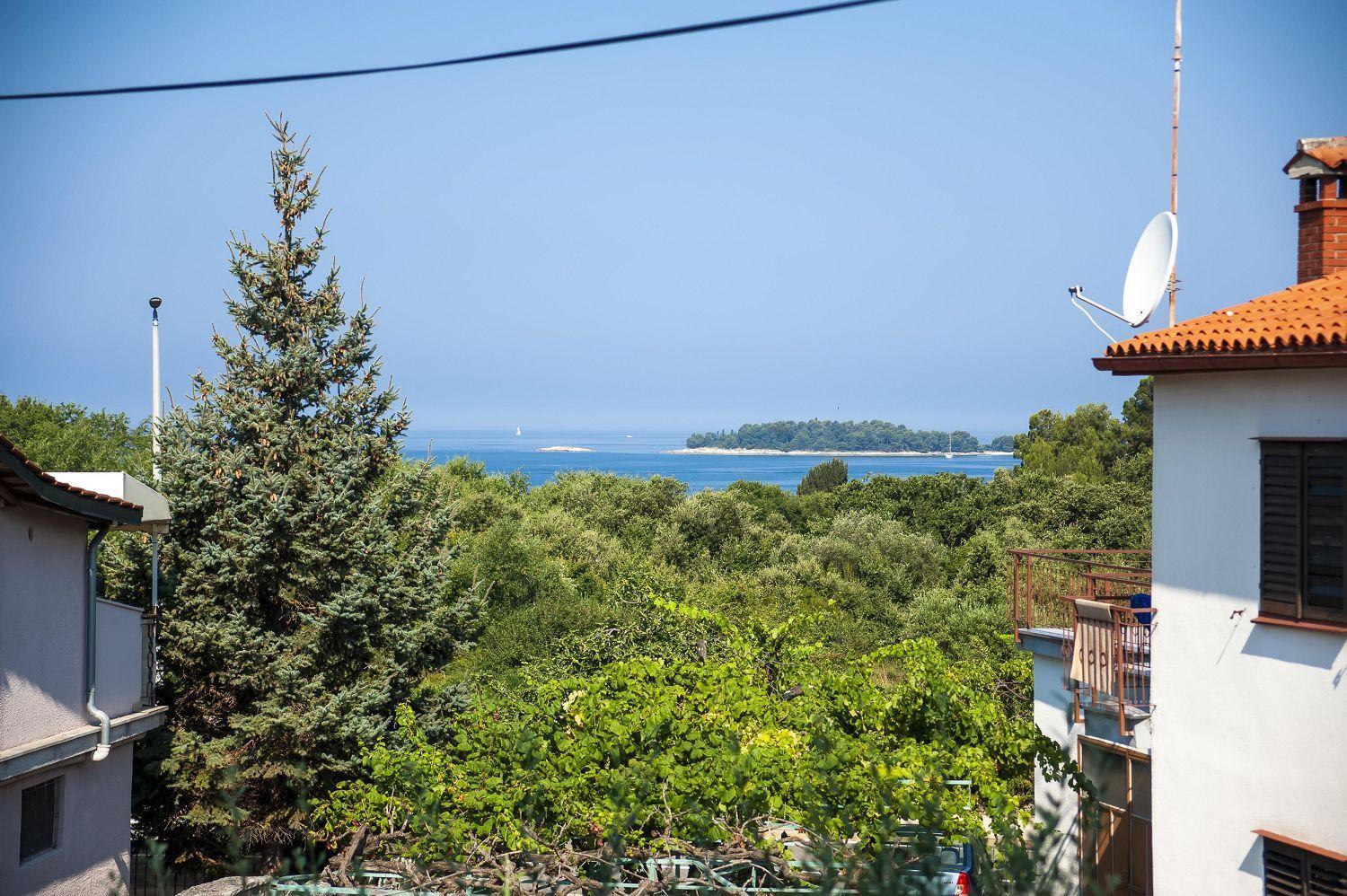 Helles Nur 800 Meter Zum Mit Meerblick, 2 Balkonen, Privatparkplatz Apartman Rovinj